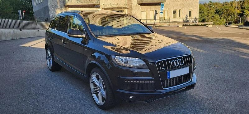 Begagnad 2012 Audi Q7 S-Line SUV | 175 000 kr - Bild 1/4
