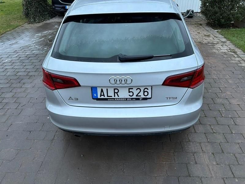 Begagnad Audi A3 105 HK (77 kW) 2014