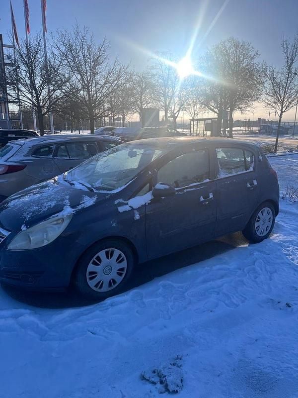 Begagnad Opel Corsa 80 HK (58 kW) 2007 Halvkombi