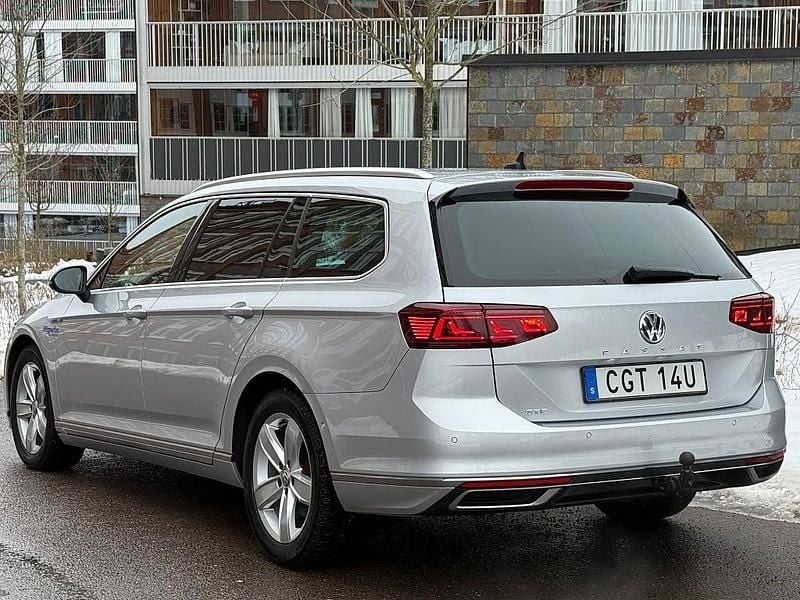Begagnad VW Passat 218 HK (160 kW) 2019 Silver Kombi