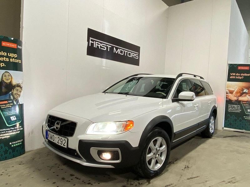 Vit Begagnad 2010 Volvo XC70 Summum SUV | 97 700 kr (Marknadspris) - Bild 1/4