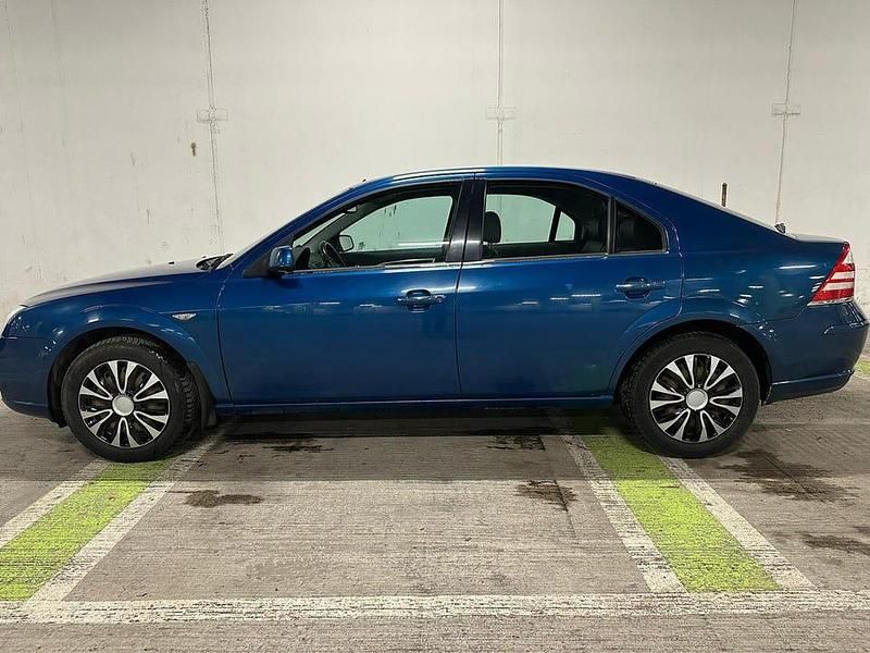 Begagnad 2007 Ford Mondeo Titanium Halvkombi | 14 000 kr (Bra pris) - Bild 1/4