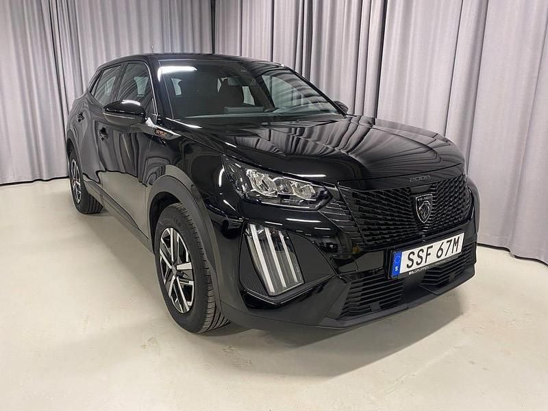 Svart Begagnad 2024 Peugeot 2008 Style SUV | 249 900 kr - Bild 1/3