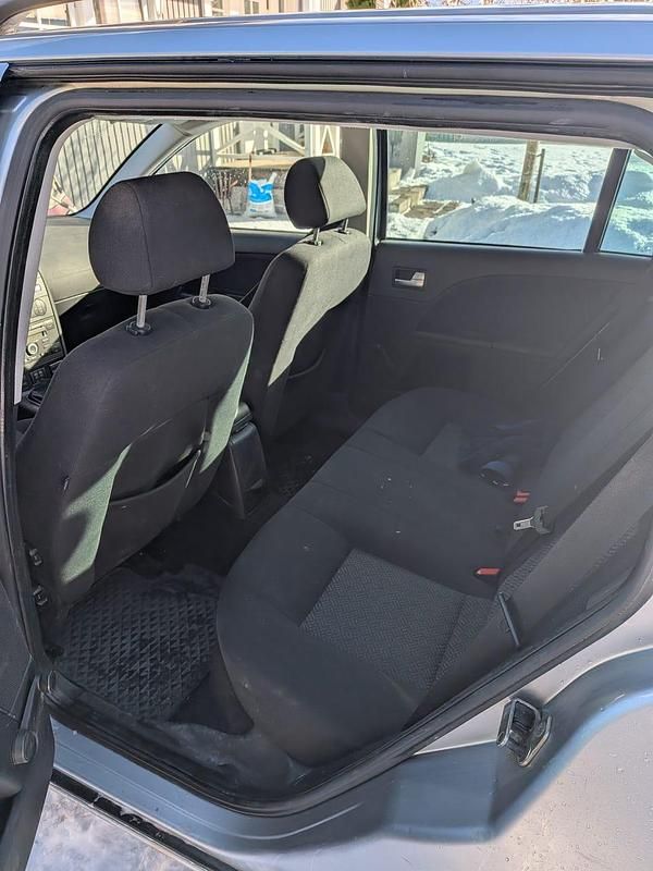 Begagnad Ford Mondeo 145 HK (106 kW) 2004 Kombi