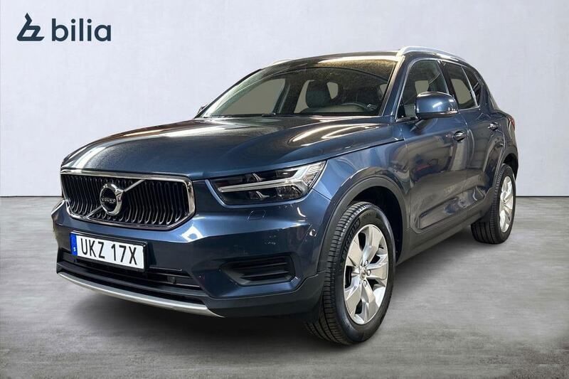 Blå Begagnad 2022 Volvo XC40 Momentum SUV | 289 900 kr (Marknadspris) - Bild 1/3