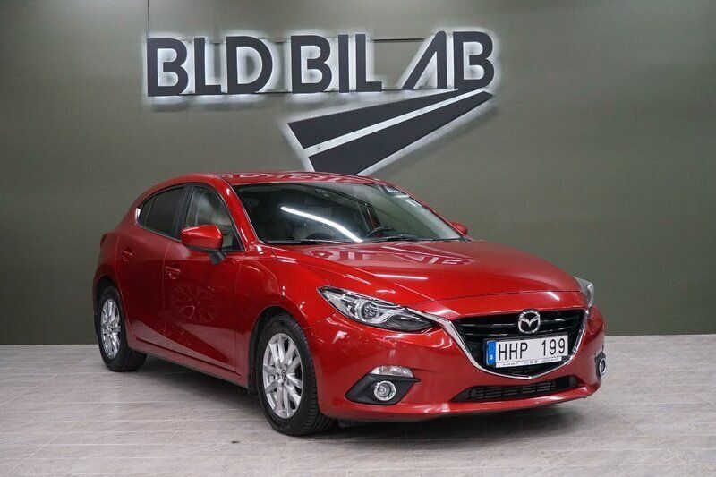Röd Begagnad 2013 Mazda 3 Inclusive Halvkombi | 99 900 kr (Lite dyr) - Bild 1/4