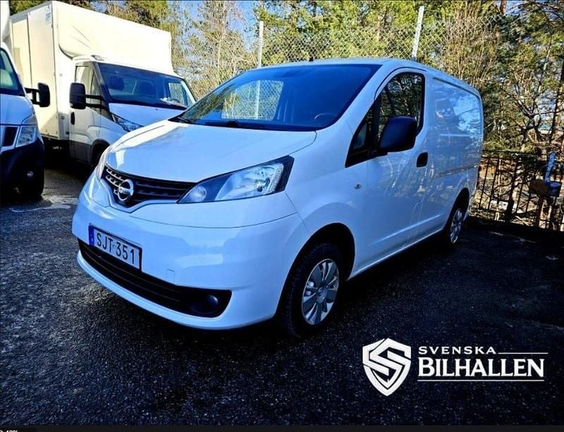 Begagnad Nissan NV200 S 110 HK (80 kW) 2018 Vit Minibuss