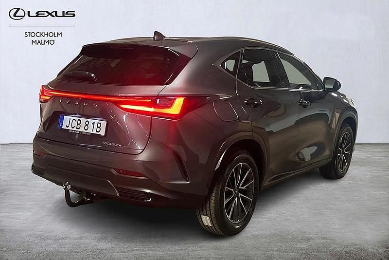 Begagnad Lexus NX450h+ Business Edition 185 HK (136 kW) 2025 Grå SUV