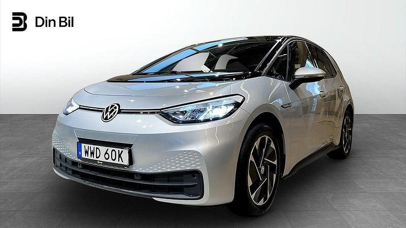 Silver (scale silver metallic bla) Begagnad 2022 VW ID.3 Comfortline Halvkombi | 269 900 kr (Marknadspris) - Bild 1/4