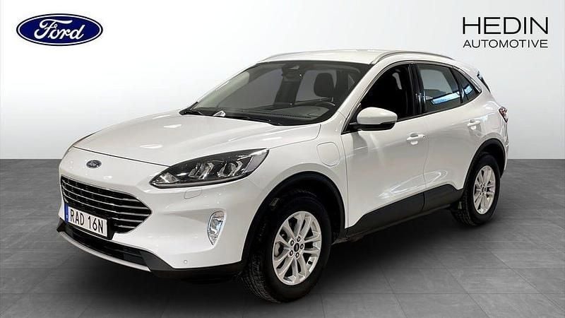 Vit Begagnad 2023 Ford Kuga Titanium SUV | 269 900 kr (Marknadspris) - Bild 1/4
