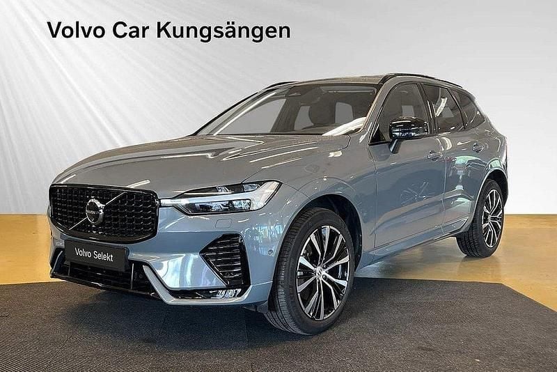 Grå Begagnad 2023 Volvo XC60 Plus SUV | 554 900 kr (Dyr) - Bild 1/3