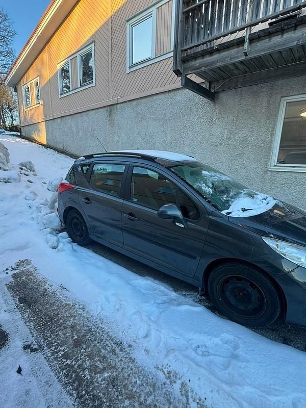 Begagnad Peugeot 207 120 HK (88 kW) 2008 Kombi