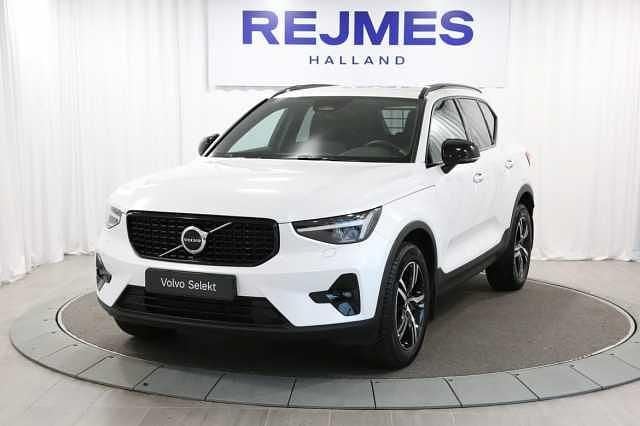 Begagnad 2024 Volvo XC40 SUV | 359 500 kr (Marknadspris) - Bild 1/4