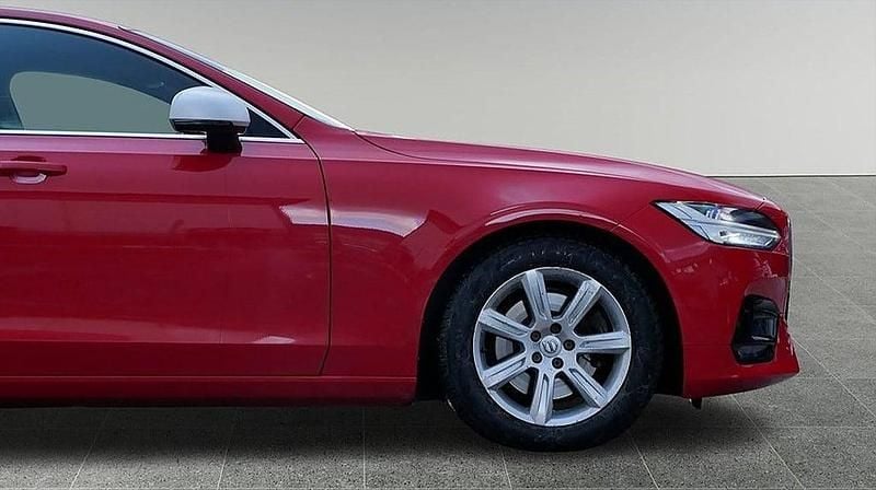 Begagnad Volvo S90 R-Design 192 HK (141 kW) 2017 Röd Sedan