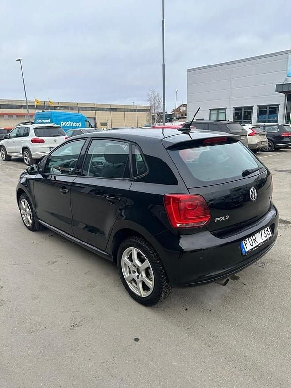 Begagnad VW Polo 90 HK (66 kW) 2011 Halvkombi