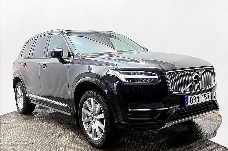Begagnad Volvo XC90 Inscription 407 HK (299 kW) 2016 Svart SUV