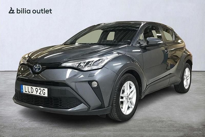 Begagnad Toyota C-HR Active 122 HK (89 kW) 2023 Grå SUV
