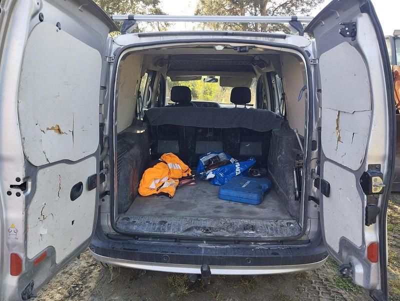 Begagnad Mercedes Citan 109 90 HK (66 kW) 2013 Silver Van