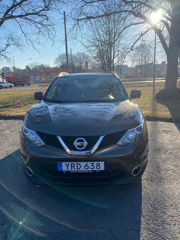 Begagnad 2017 Nissan Qashqai SUV | 135 000 kr (Bra pris) - Bild 1/4