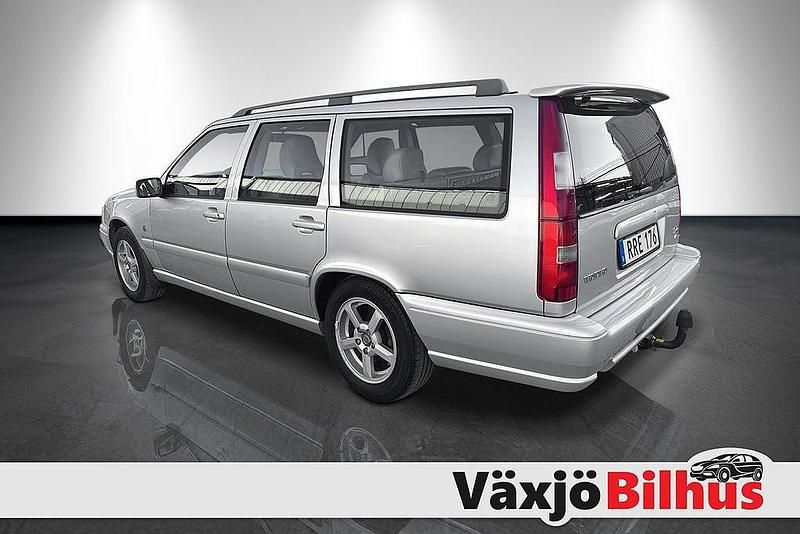 Begagnad Volvo V70 Standard 141 HK (103 kW) 2000 Ljusgrå Kombi