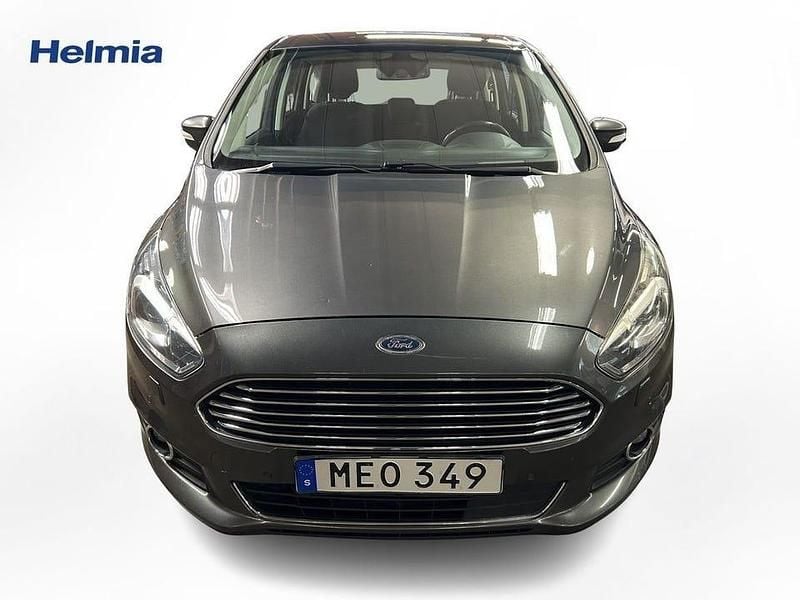 Begagnad Ford S-MAX Titanium 183 HK (134 kW) 2015 Grå Minibuss