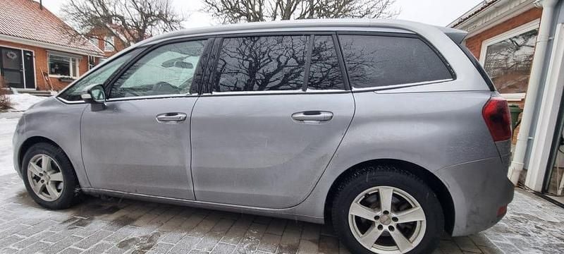 Begagnad 2020 Citroën C4 SpaceTourer Minibuss | 235 000 kr - Bild 1/4