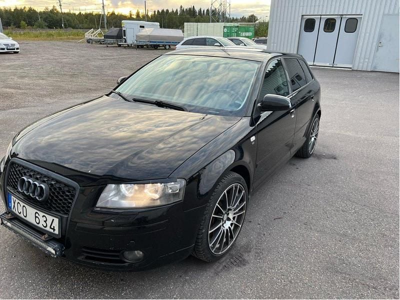 Svart Begagnad 2006 Audi A3 Sportback Halvkombi | 65 000 kr (Marknadspris) - Bild 1/4