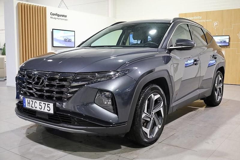 Grå Begagnad 2022 Hyundai Tucson Advanced SUV | 319 900 kr (Bra pris) - Bild 1/3