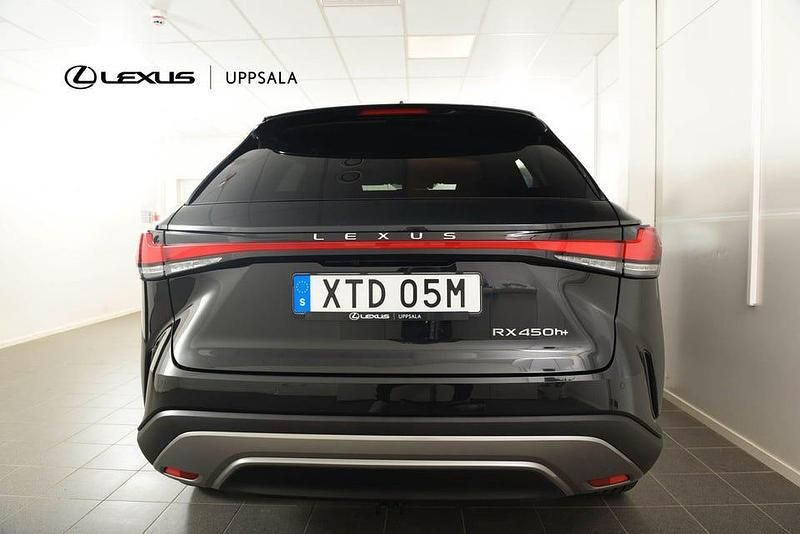Begagnad Lexus RX450h+ Executive Line 306 HK (225 kW) 2023 Svart metallic SUV
