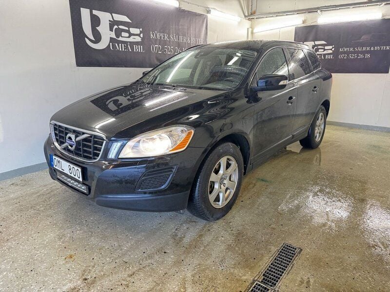 Svart Begagnad 2011 Volvo XC60 Kinetic SUV | 89 900 kr (Bra pris) - Bild 1/4