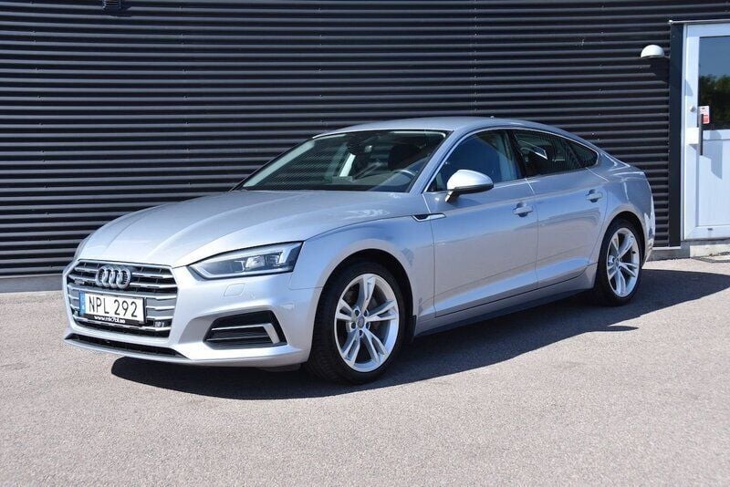 Silver Begagnad 2017 Audi A5 Sportback Proline Halvkombi | 249 900 kr (Marknadspris) - Bild 1/4