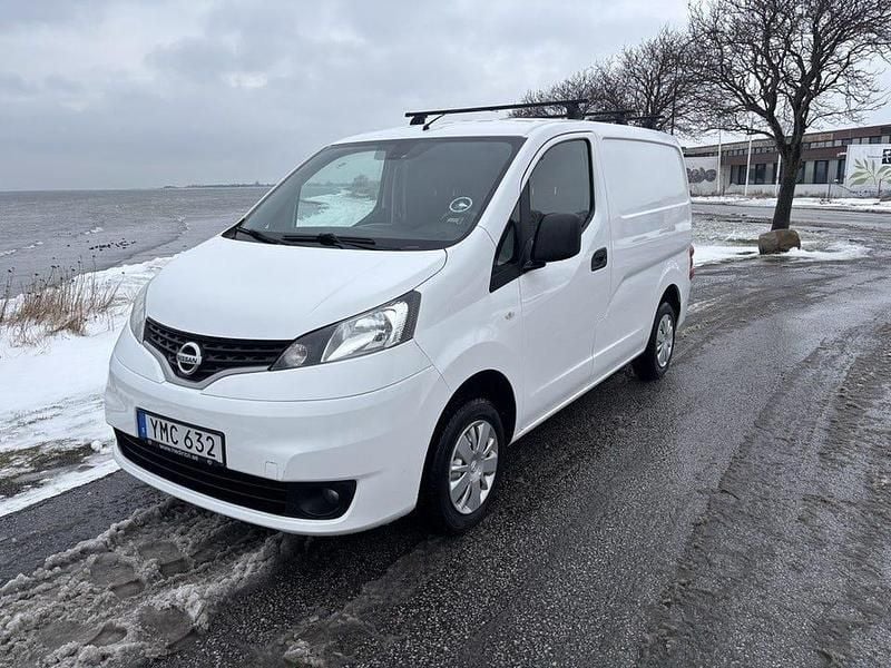 Begagnad Nissan NV200 110 HK (80 kW) 2018 Vit Minibuss