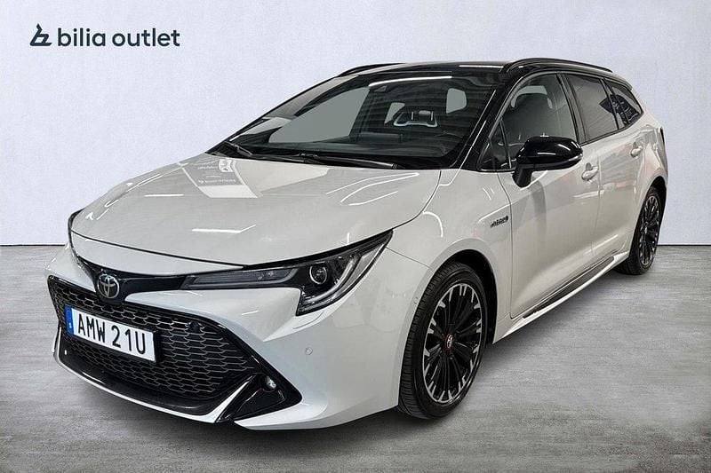 Grå Begagnad 2021 Toyota Corolla Sport Kombi | 269 000 kr (Lite dyr) - Bild 1/4