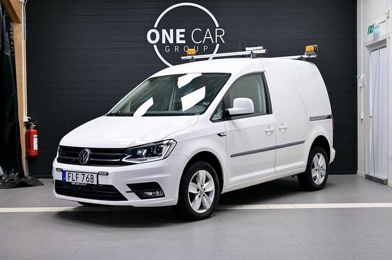 Vit Begagnad 2020 VW Caddy SE Minibuss | 319 800 kr (Dyr) - Bild 1/4