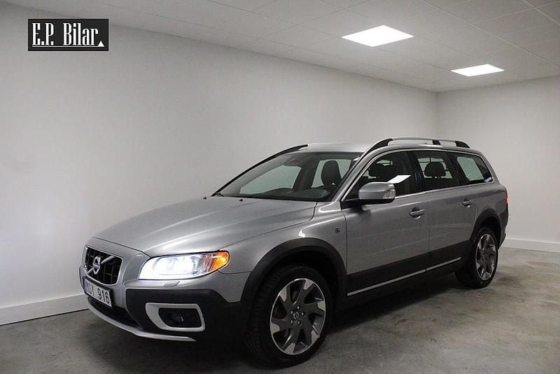 Silver Begagnad 2012 Volvo XC70 Ocean Race SUV | 199 800 kr (Marknadspris) - Bild 1/3