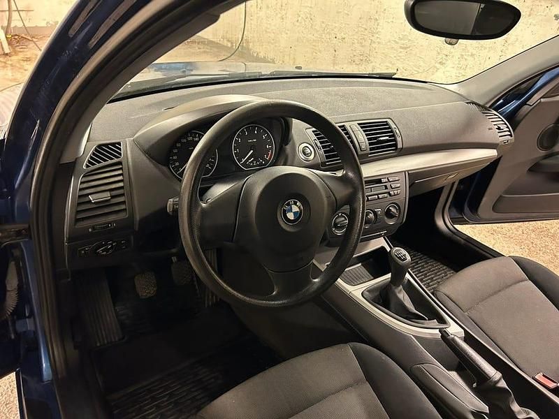 Begagnad BMW 116 116 HK (85 kW) 2006 Halvkombi