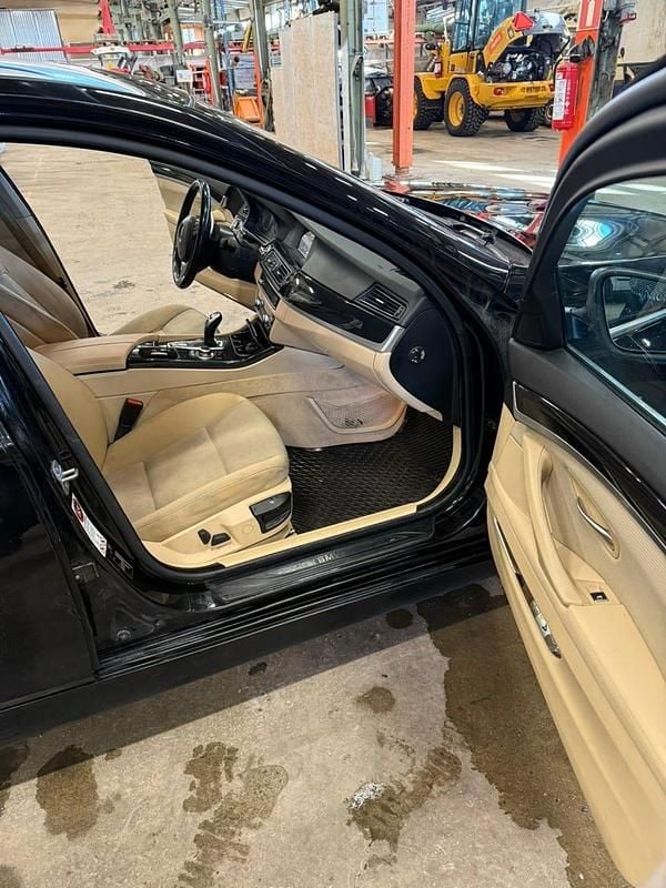 Begagnad BMW 525 218 HK (160 kW) 2013 Kombi