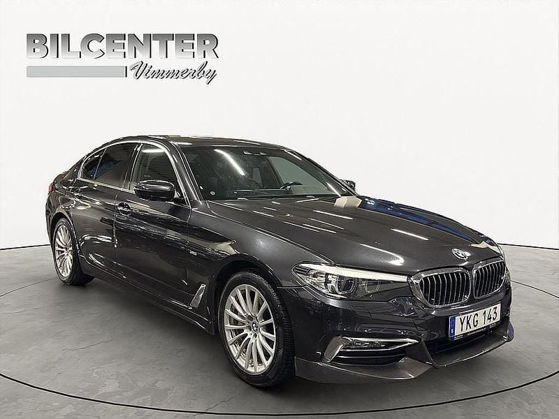 Begagnad BMW 540 Luxury Line 340 HK (250 kW) 2017 Grå Sedan