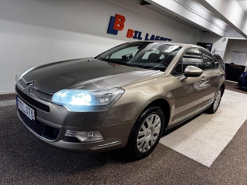Ljusgrå Begagnad 2008 Citroën C5 Sedan | 20 900 kr (Bra pris) - Bild 1/4