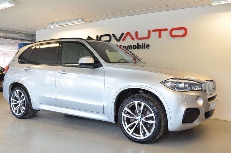 Glaciärsilver metallic Begagnad 2017 BMW X5 M Sport SUV | 339 000 kr (Marknadspris) - Bild 1/4