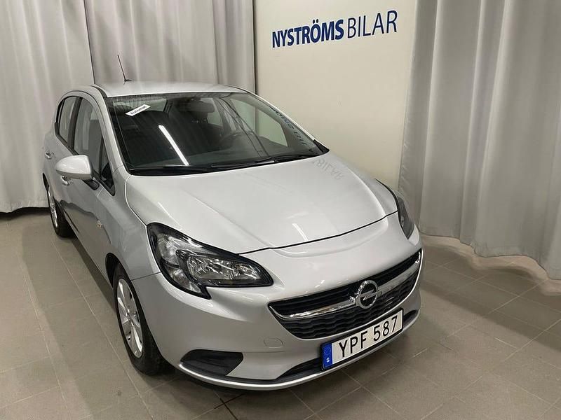 Grå Begagnad 2017 Opel Corsa Enjoy Halvkombi | 129 900 kr (Marknadspris) - Bild 1/4