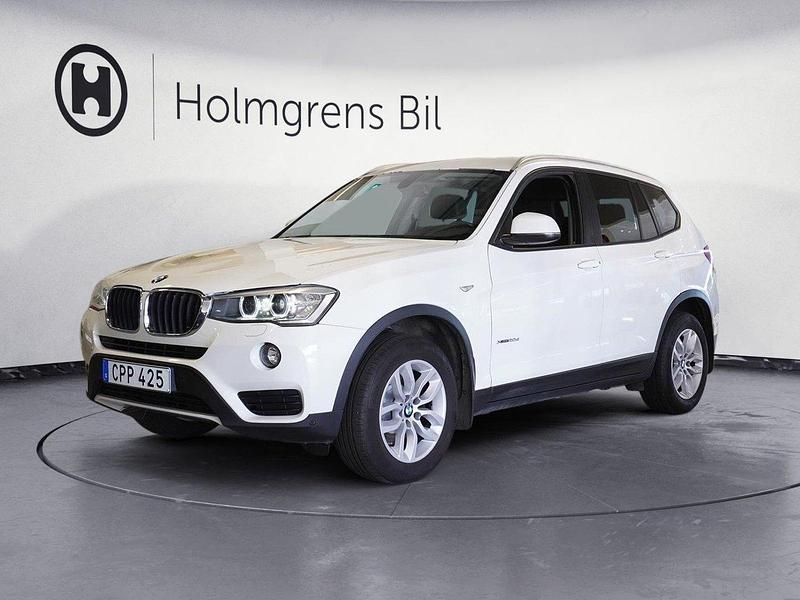Vit Begagnad 2014 BMW X3 SUV | 168 900 kr (Marknadspris) - Bild 1/4