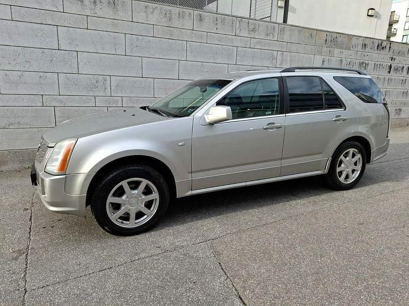 Begagnad 2005 Cadillac SRX SUV | 65 000 kr - Bild 1/4