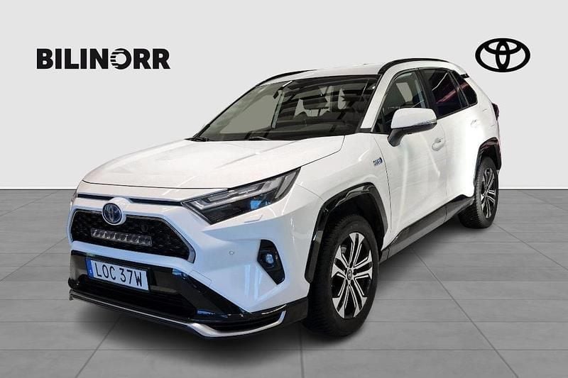 Vit Begagnad 2022 Toyota RAV4 Hybrid Edition SUV | 399 900 kr (Marknadspris) - Bild 1/4