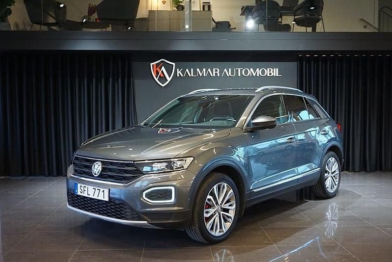Grå Begagnad 2018 VW T-Roc GT SUV | 199 000 kr (Marknadspris) - Bild 1/4