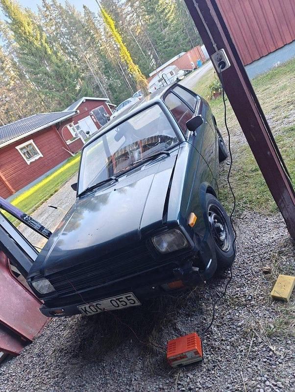 Begagnad 1981 Toyota Starlet Halvkombi | 30 000 kr - Bild 1/4