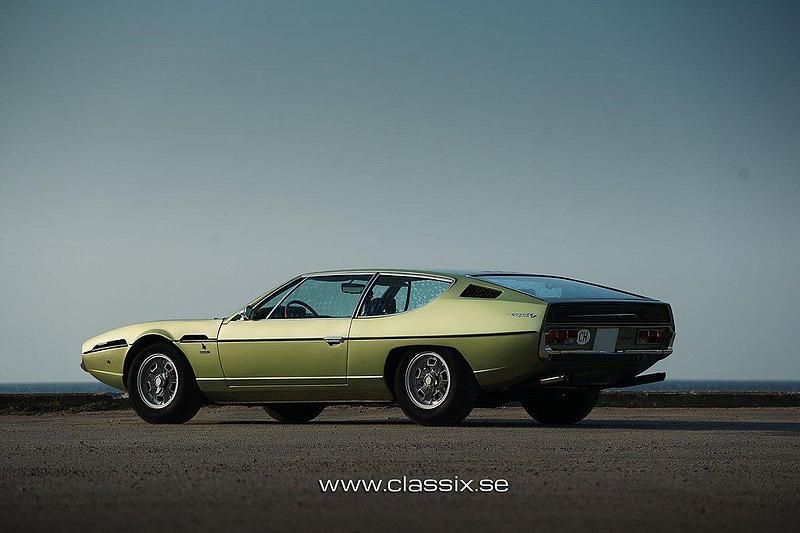 Begagnad Lamborghini Espada 350 HK (257 kW) 1970 Grön Sportkupé