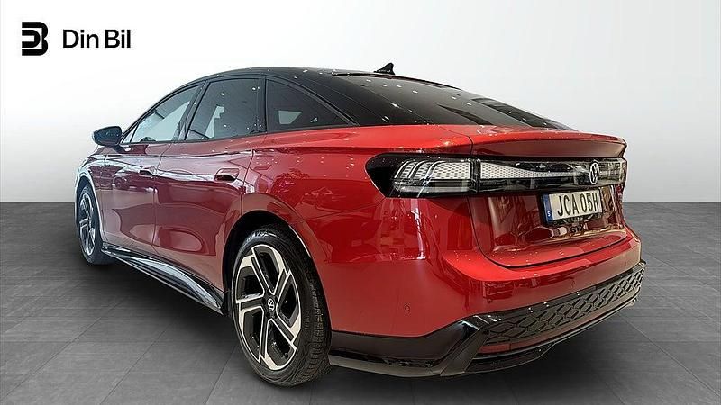 Ny VW ID.7 GTX 250 kW (340 HK) 2025 Röd Halvkombi