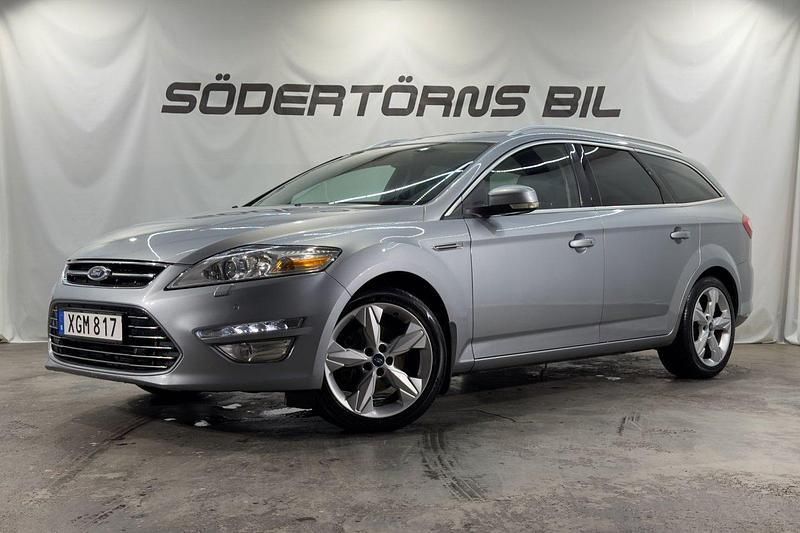 Grå (grå metallic) Begagnad 2014 Ford Mondeo Business Edition Kombi | 99 900 kr (Superpris) - Bild 1/4