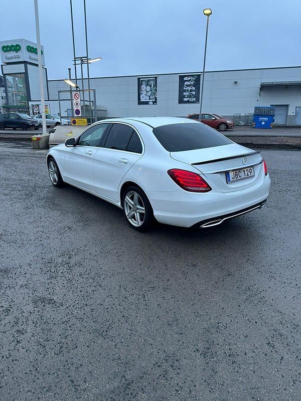 Begagnad Mercedes C220 170 HK (125 kW) 2016